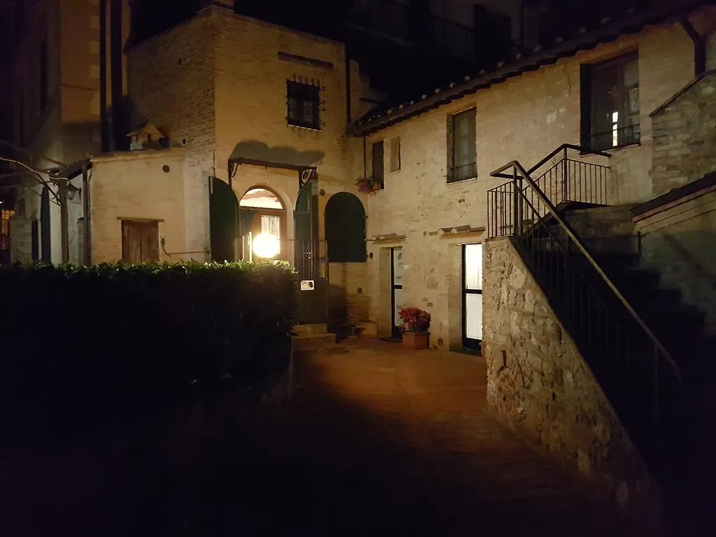 Il Pozzo Di Sant'Andrea Bed & Breakfast Siena 2*,  Italy
